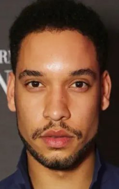 Ройс Пирресон - Истредд Ведьмак